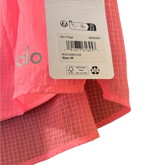 Alo Yoga Game Time Shorts Neon Bubblegum Pink‎ Sz M - Picture 10 of 12